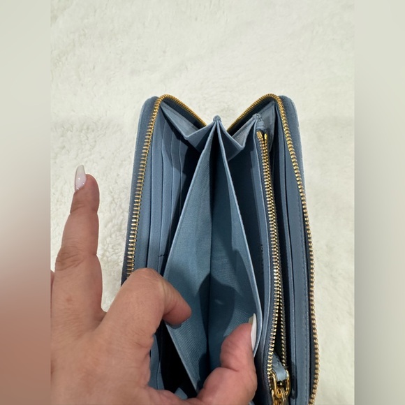 Light blue Prada long zippy wallet (soft leather) - Picture 6 of 9